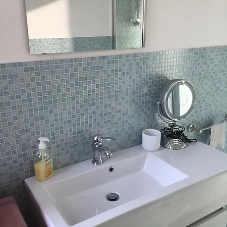 شقة Capsoni House *
